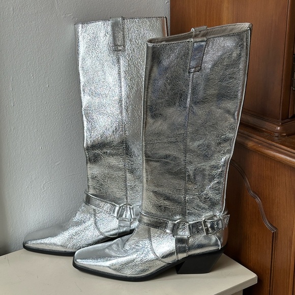 Caverly Milly Boot Crinkle Silver Size 39 - Picture 8 of 16
